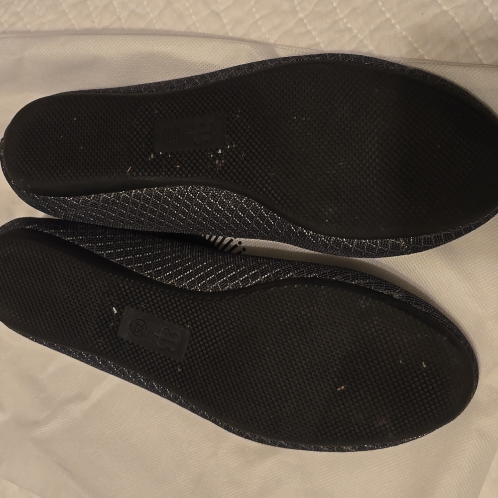 Betabrand Gray Women's Flats - Picture 4 of 7